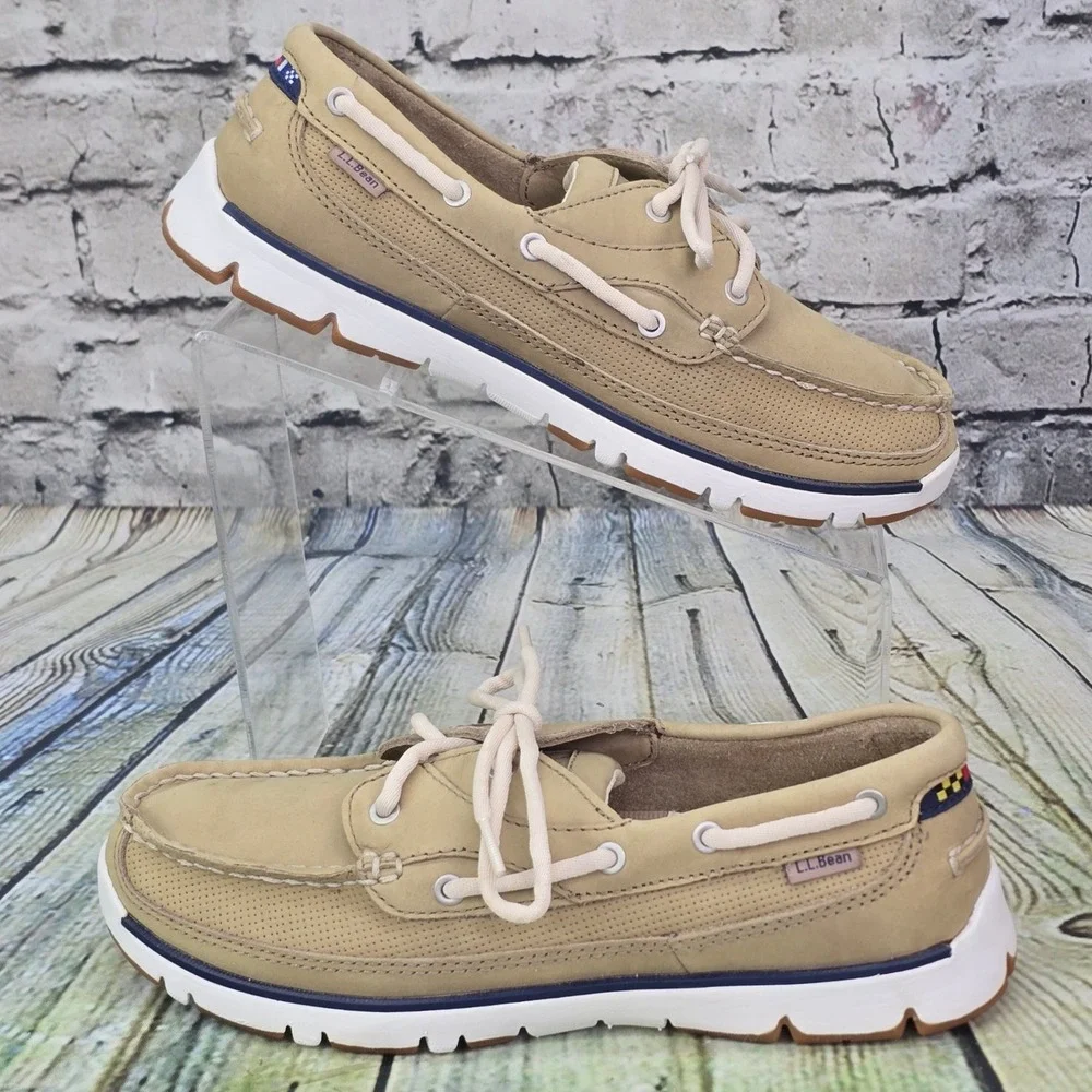 LL Bean Portlander Boat Shoes Womens 8 Medium Tan Leather Nautical Flag 293451